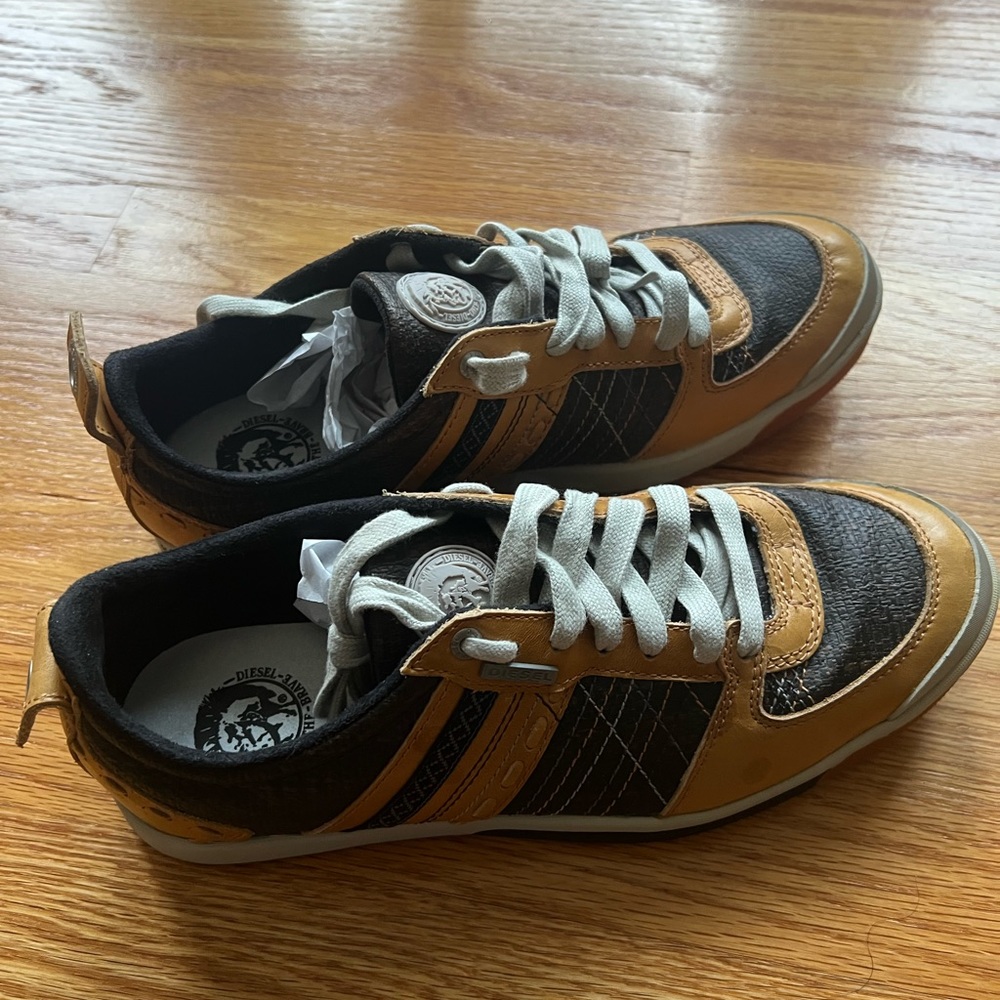 New Diesel Mens Leroy Designer Sneakers Brown Yellow Low Top Lace Up Size 8